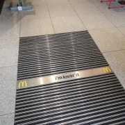 McDonald's - wycieraczki aluminiowe
